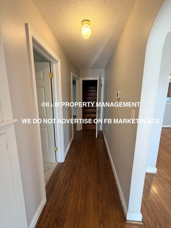 Building Photo - 5840 Floyd St