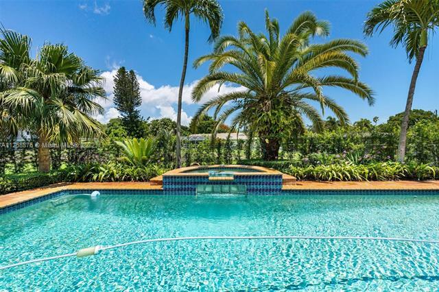 Building Photo - 11401 SW 72nd Plz