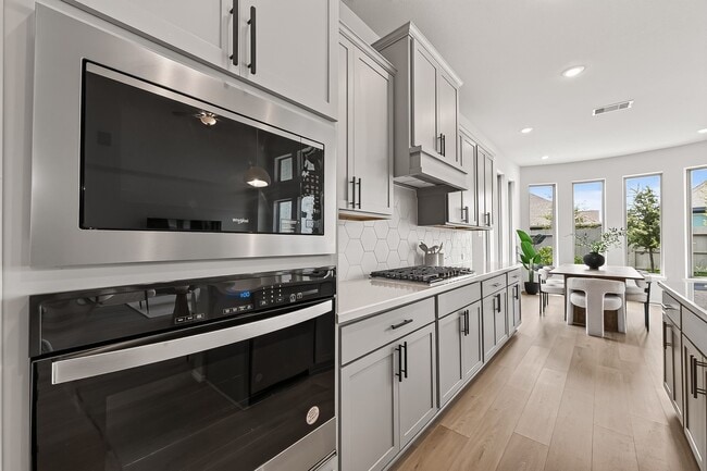 Building Photo - 2406 Pear Blossom Ln