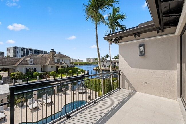 Building Photo - 7474 NE Bay Cove Ct