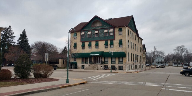 Primary Photo - Landmark