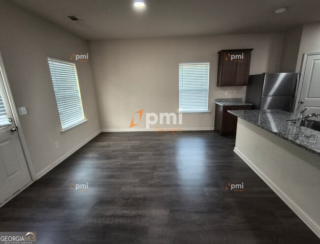 Building Photo - 101 Cypress Point