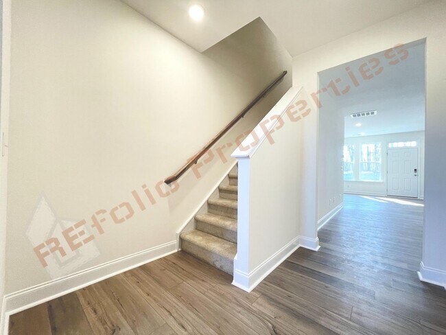 Building Photo - 6417 Granite Quarry Dr