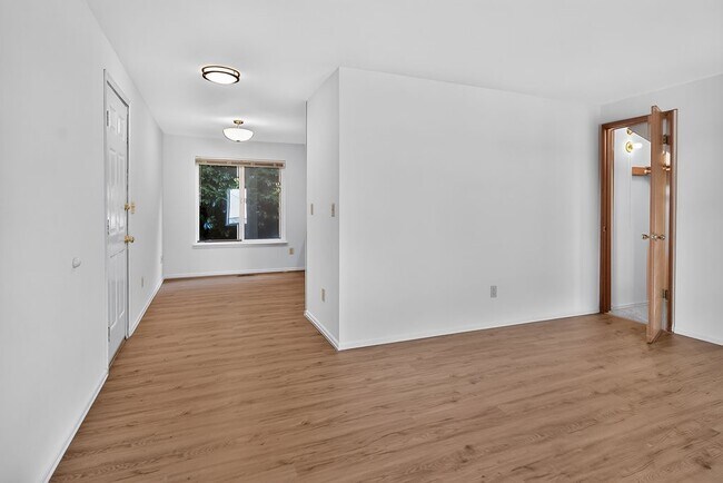 Building Photo - 3805 NW Munson St