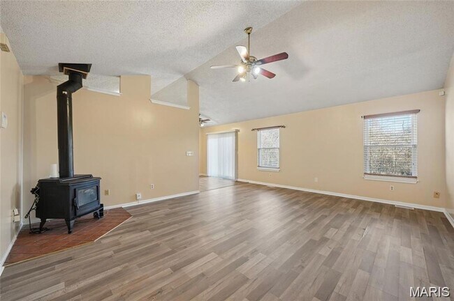 Building Photo - 1203 Advance Dr