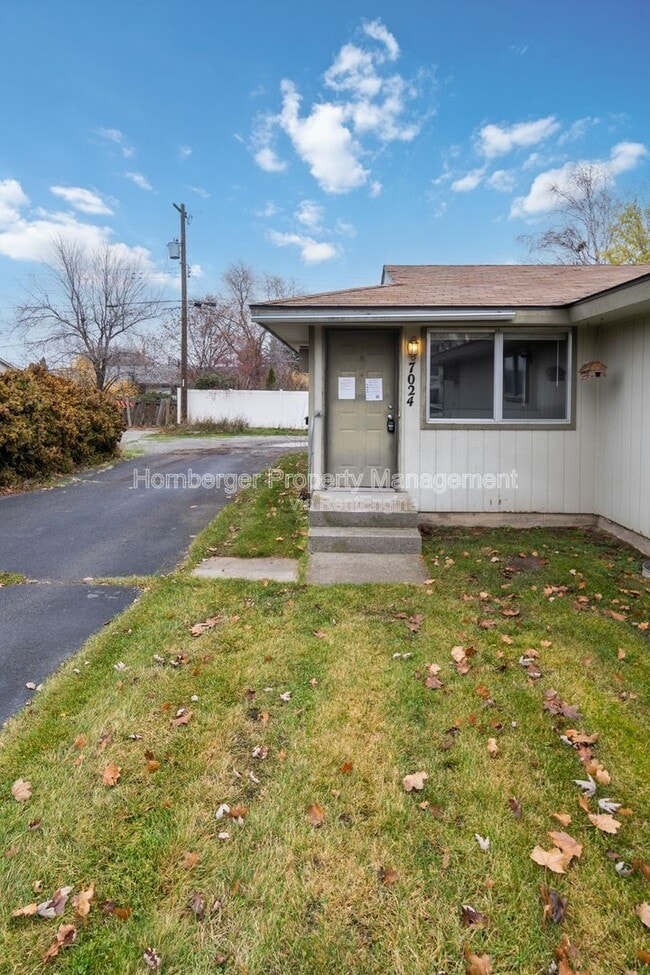 Building Photo - 7024 N Wiscomb St