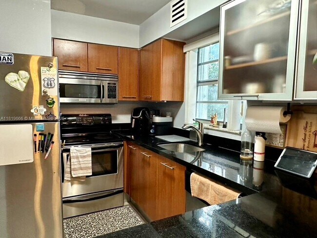 Building Photo - 680 NE 64th St