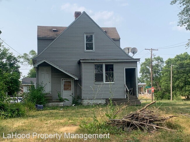 Building Photo - 3 br, 2 bath House - 2802 W Seibold st