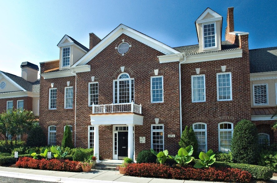 The Manor at Buckhead 3558 Piedmont Rd NE Atlanta GA 30305