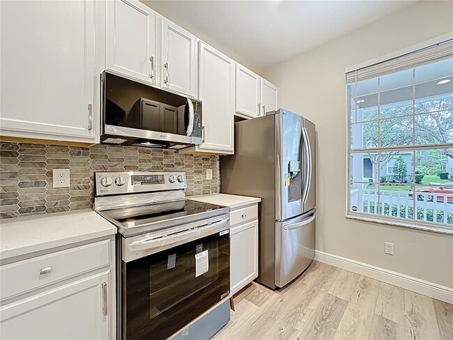 Building Photo - 14746 Clarkson Dr