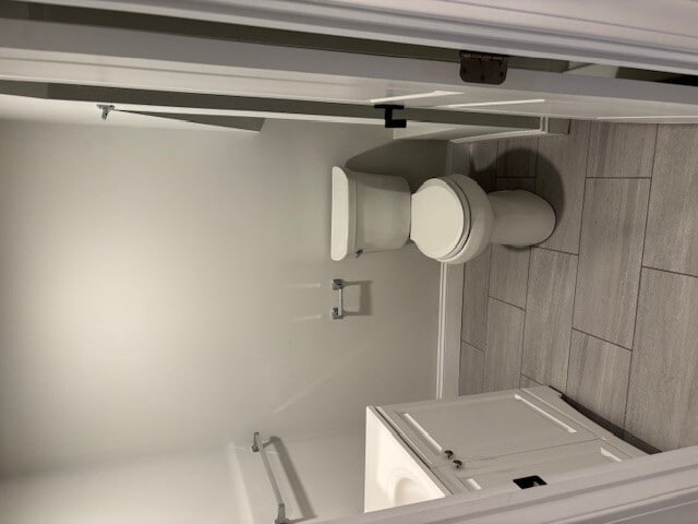 Building Photo - 171 Main St