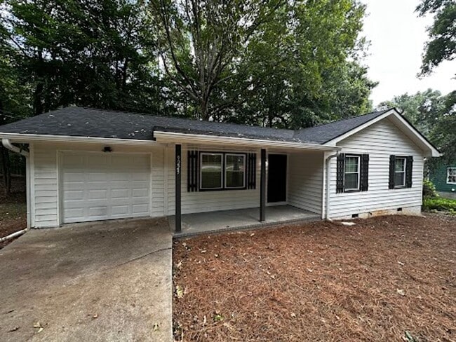 Building Photo - 3 Bed and 2 Bath in Covington, GA!