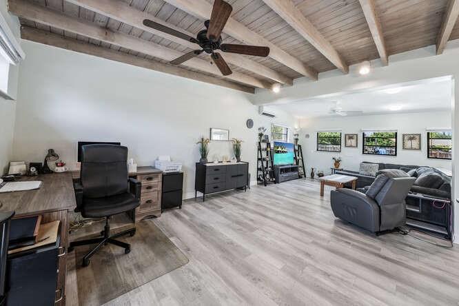 Building Photo - 3309 SW 16th St