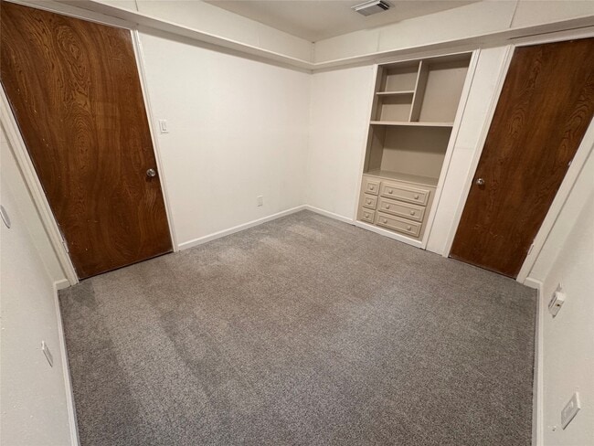 Building Photo - 10423 Sagemeadow Ln