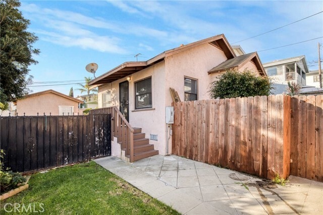 Building Photo - 959 W 17th St