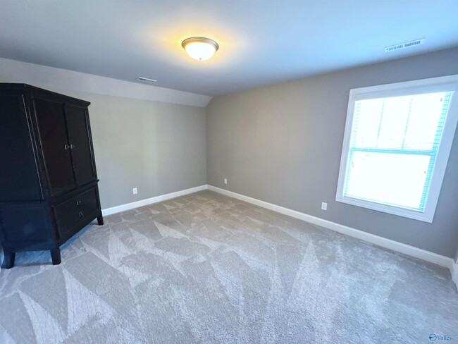 Building Photo - 4260 Sullivan St