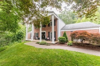 Building Photo - 36 Old Johnson Ln