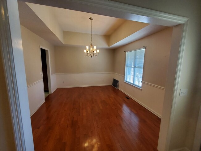 Building Photo - 5621 Chestnut Pond Dr