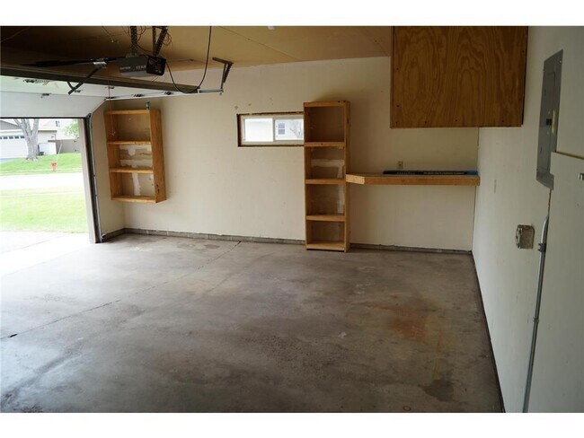 Building Photo - 14931 Echo Way