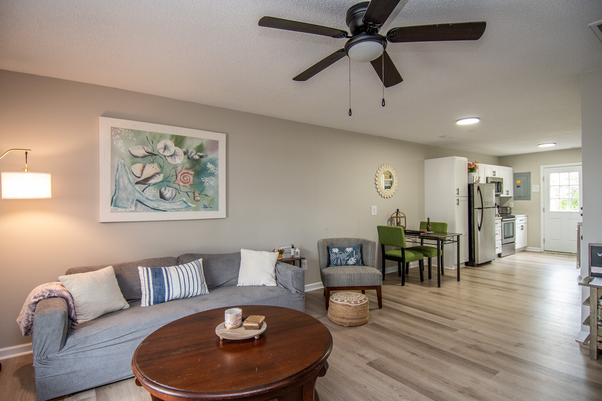 Building Photo - 88 Shoreline Dr