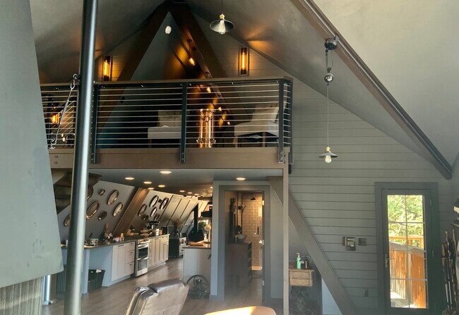 Primary Photo - 334 Pine Glade Rd