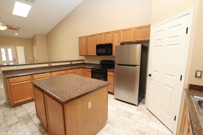 Building Photo - 8984 W Nicolet Ave