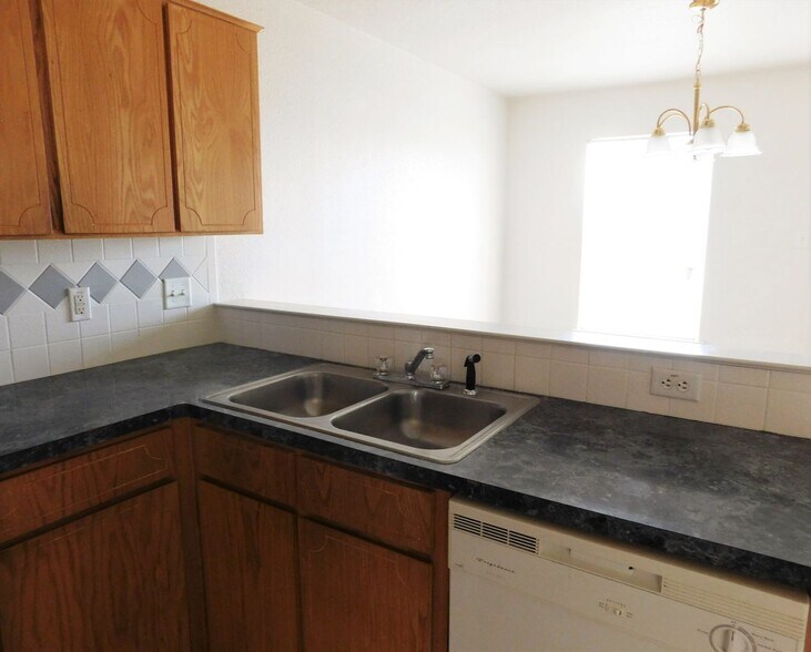 Building Photo - 1509 Dugger Cir