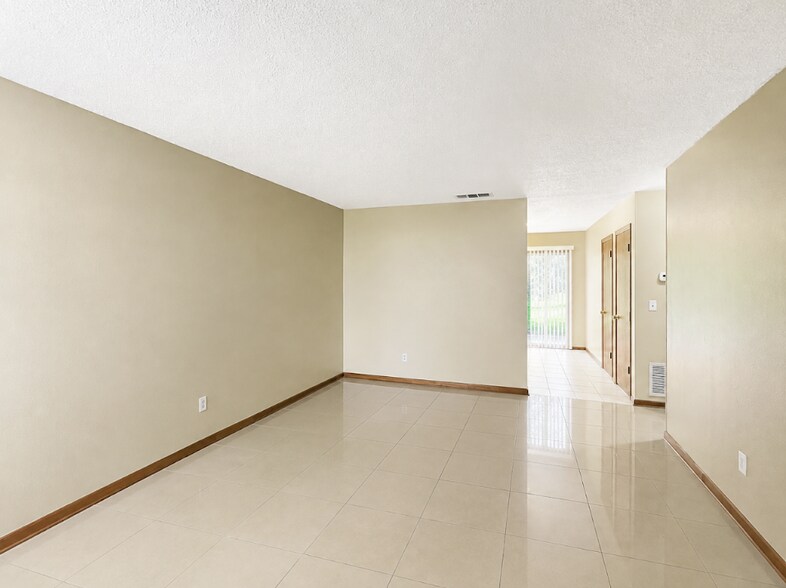 Building Photo - 7496 Necia Dr S