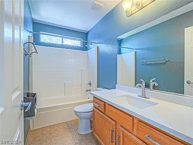 Building Photo - 505 Regal Robin Way