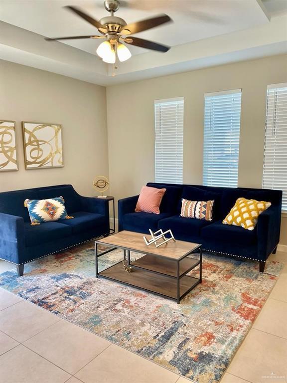 Building Photo - 16 Javalina Ave