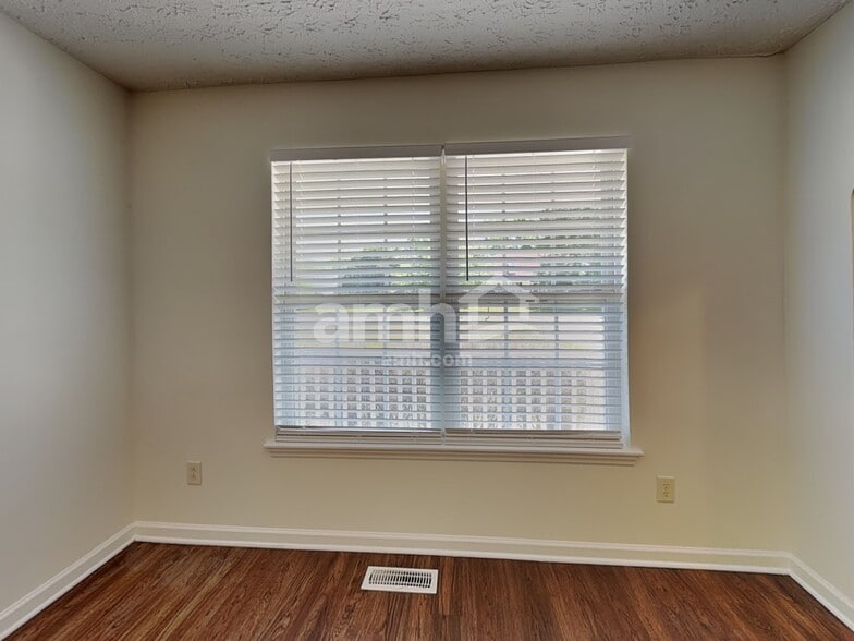 Building Photo - 7221 Fribourg Ct