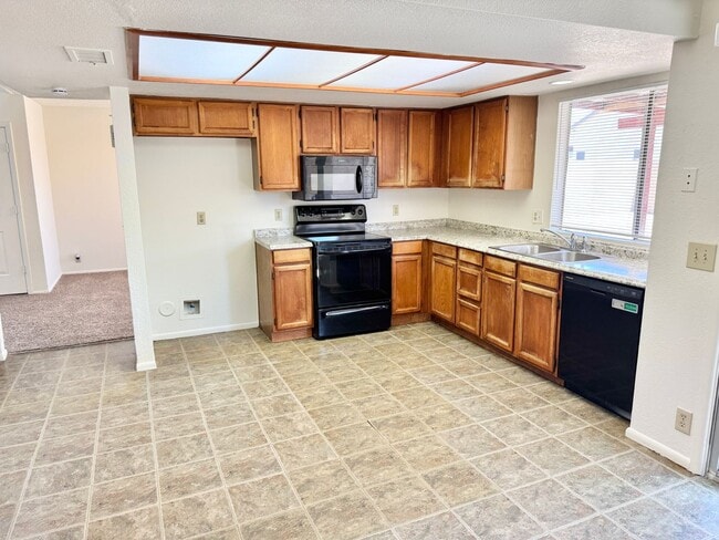 Building Photo - Two Story 3 Bedroom/2.5 Bath Home. Clean & Ready for Immediate Move-in!