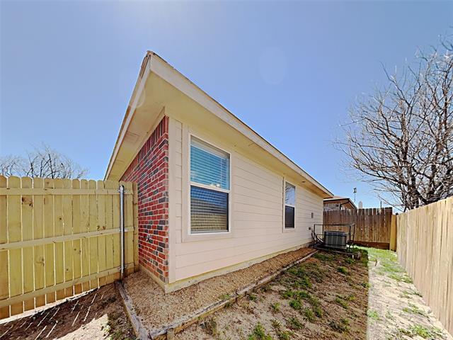 Building Photo - 3035 San Martin Dr