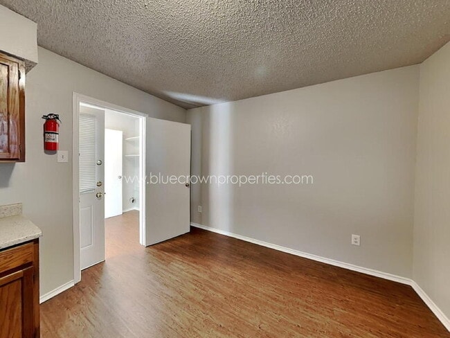 Building Photo - 648 S Rogers Rd