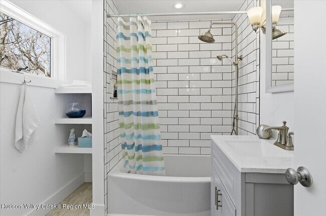 Building Photo - 5153 NY-9G