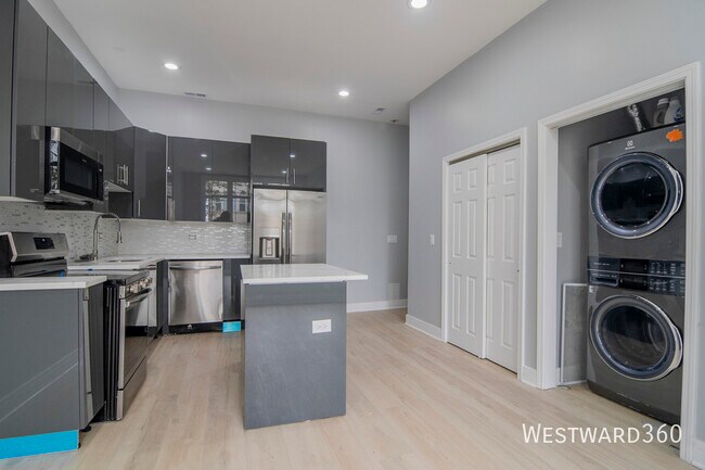 Building Photo - 4618 S Evans Ave