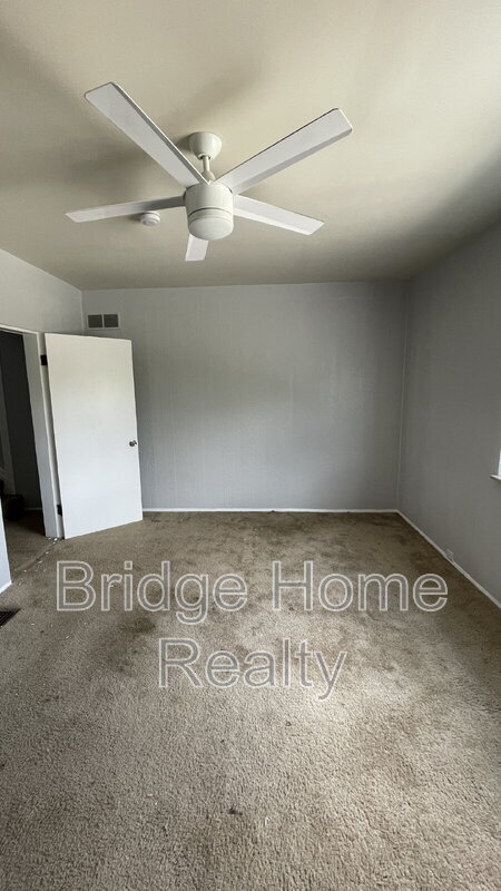 Building Photo - 6960 Monticello St