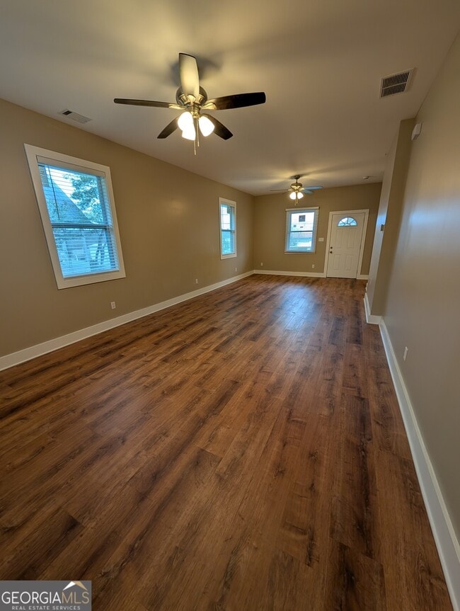 Building Photo - 108 Corinth Rd