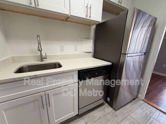 Building Photo - 400 O St SW