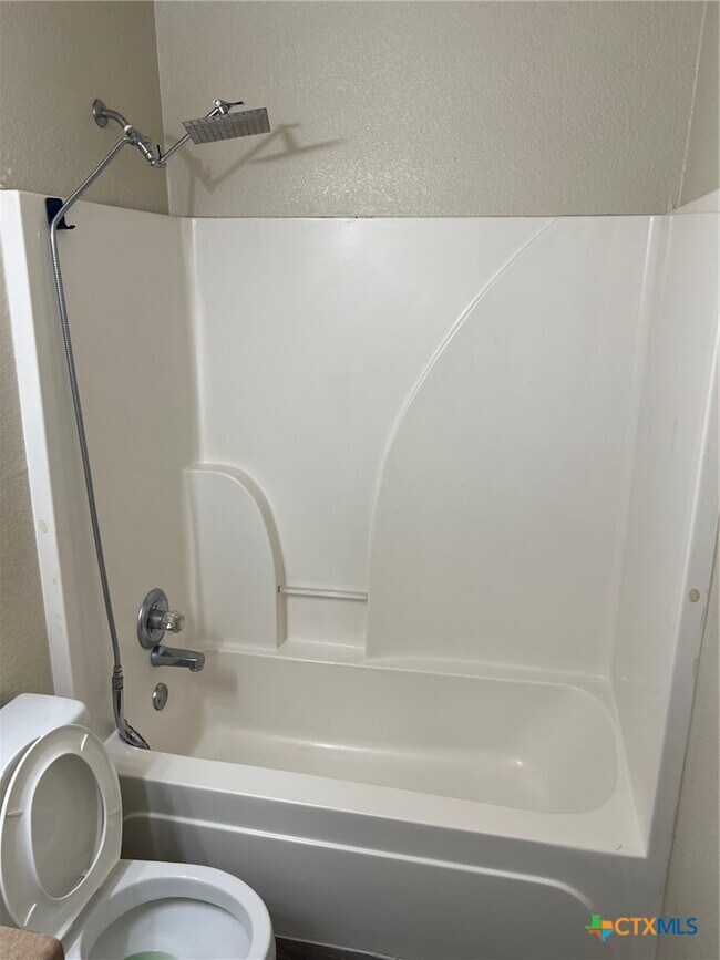 Building Photo - 2811 Cantabrian Dr