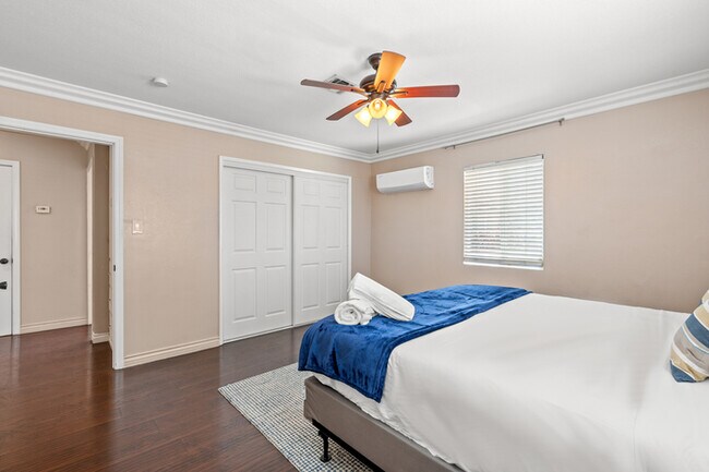 Building Photo - Fully Furnished 2BR Home with Crib — Mid-T...