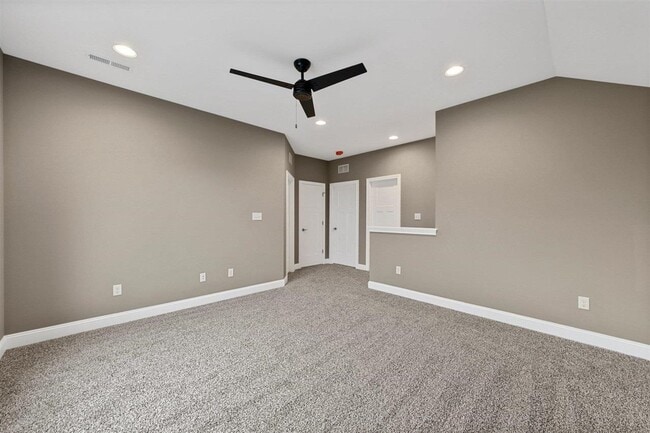 Building Photo - 564 Cumberland Pointe Ln