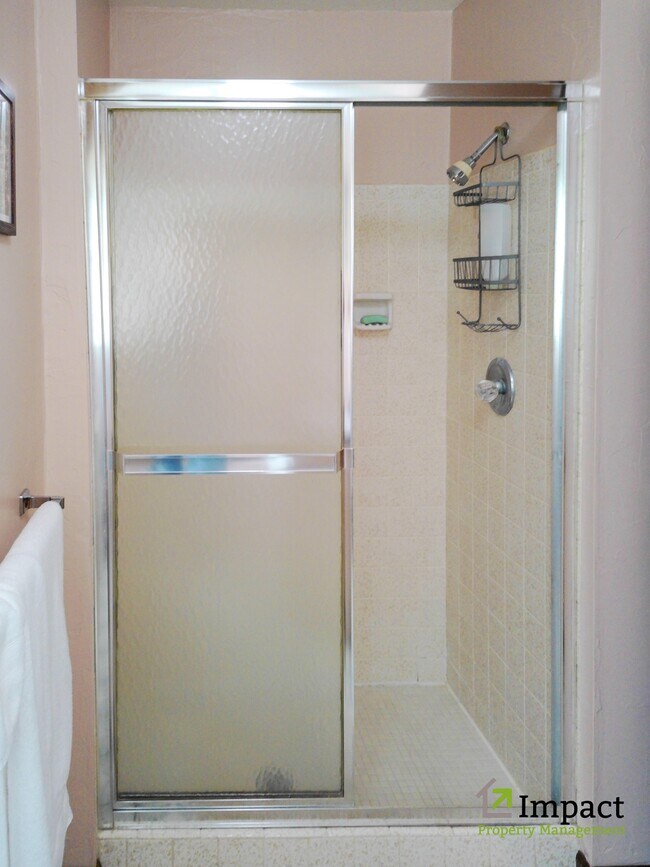 Building Photo - 5005 Sunbird Cliffs Dr