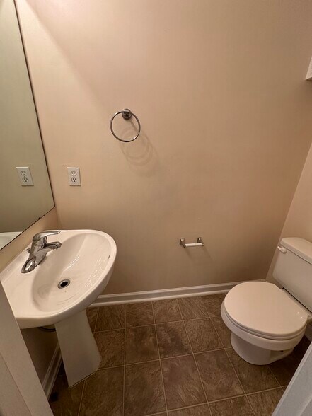 Building Photo - 124 Malamute Ln