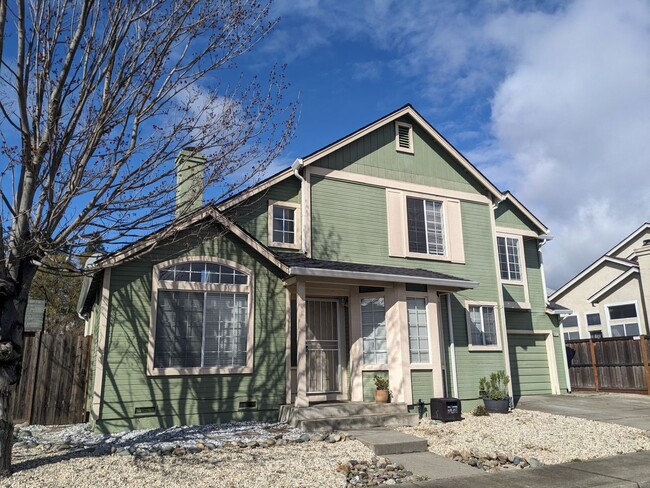 Primary Photo - Stunning home in Suisun