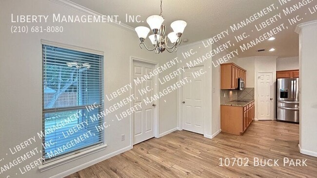 Building Photo - 10702 Buck Park