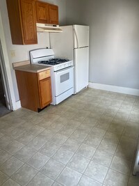 Building Photo - 33 Harvard St