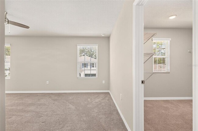 Building Photo - 13633 NW 14th Pl