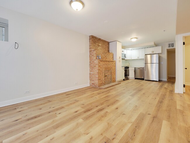 Building Photo - 1726 N Sedgwick St