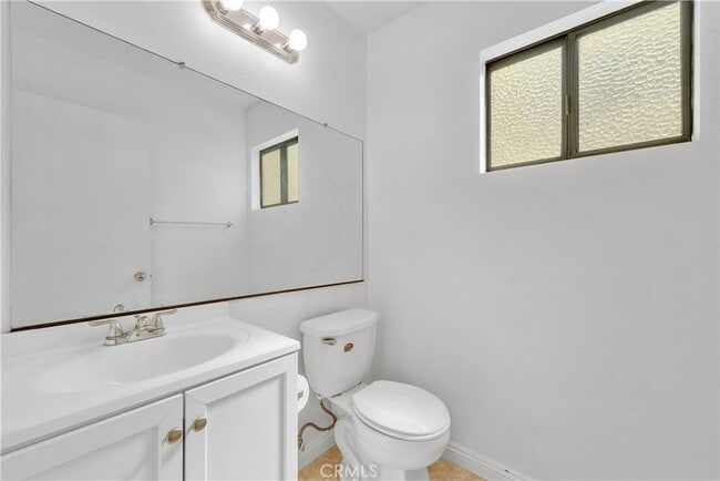 Building Photo - 5422 Chippewa Ct